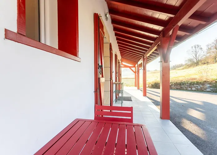 - Gentiane Bed and Breakfast Aroue-Ithorots-Olhaiby